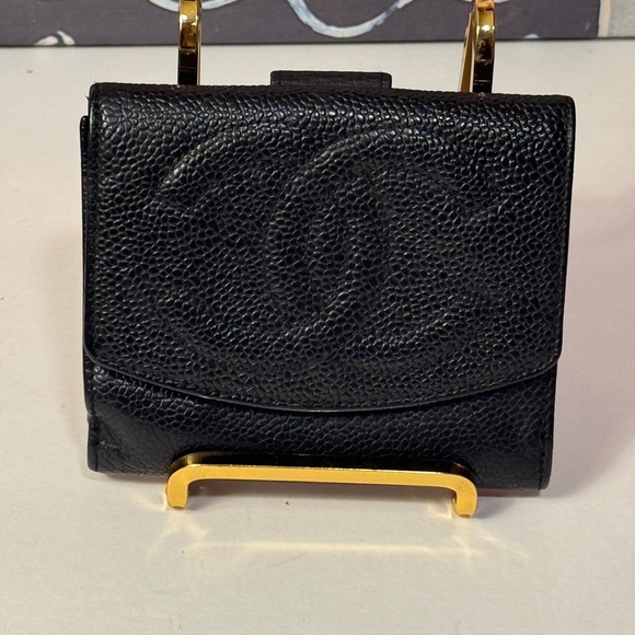 CHANEL Caviar Skin Black Leather Wallet - Picture 14 of 14